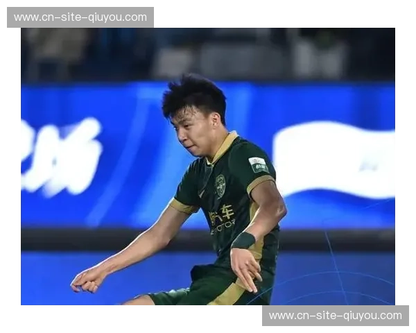 王钰栋无球跑动能力 前锋空间创造价值获技术分析